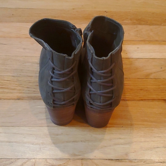 Aldo Green Suede Boots Booties - 7.5 - Picture 5 of 13